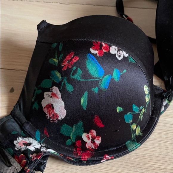 EUC • Victoria’s Secret Dream Angels Push Up - Picture 2 of 3